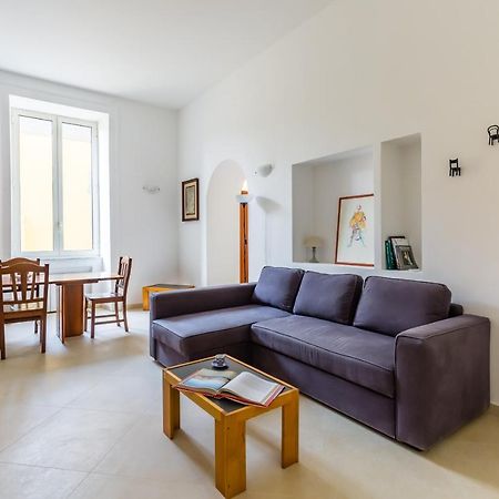 Orsola Comfort House By Napoliapartments エクステリア 写真