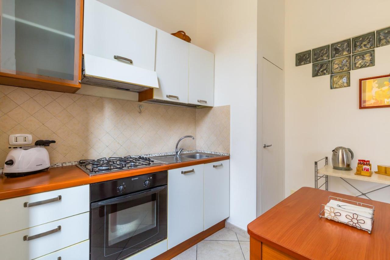 Orsola Comfort House By Napoliapartments エクステリア 写真