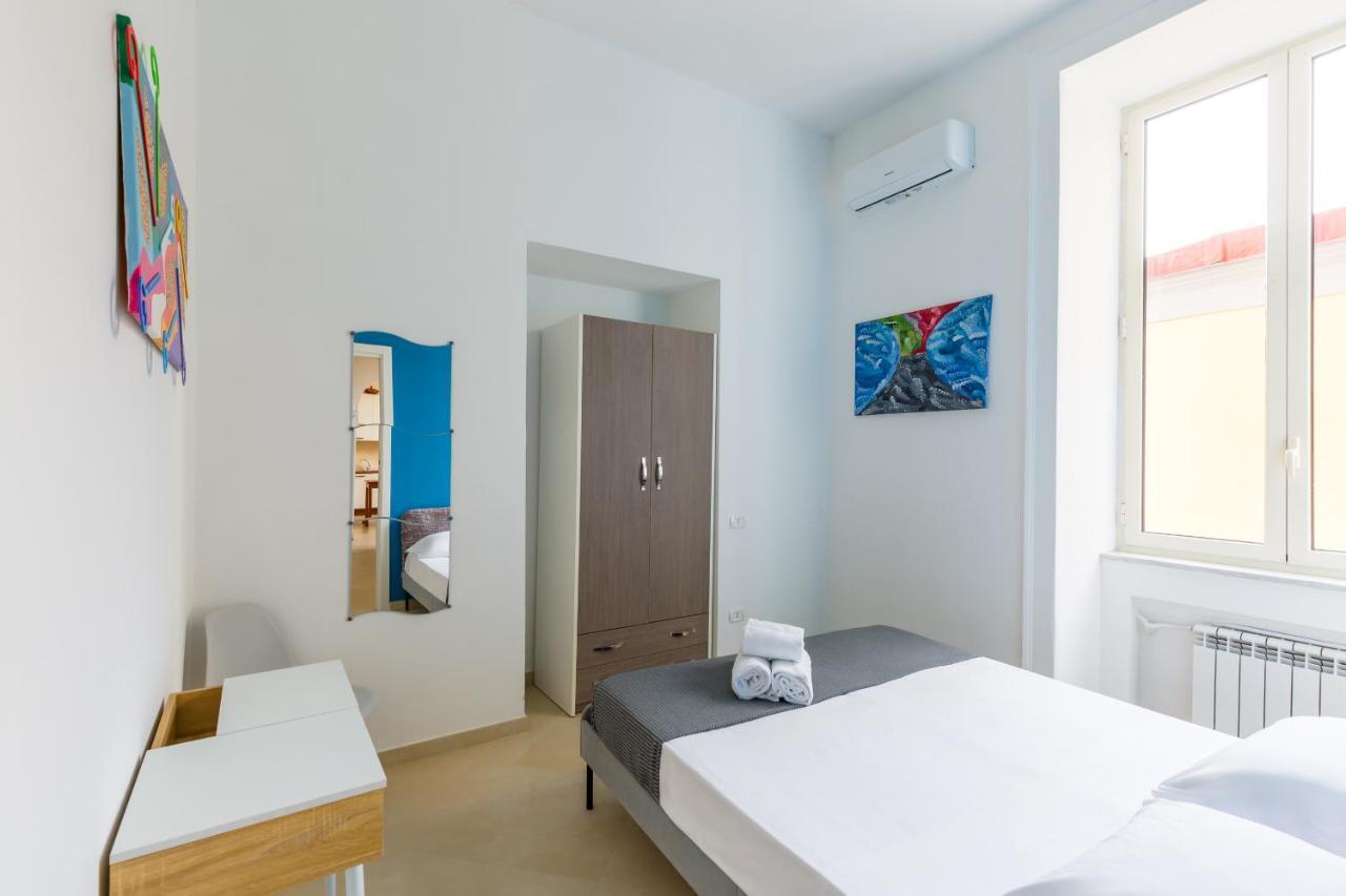 Orsola Comfort House By Napoliapartments エクステリア 写真