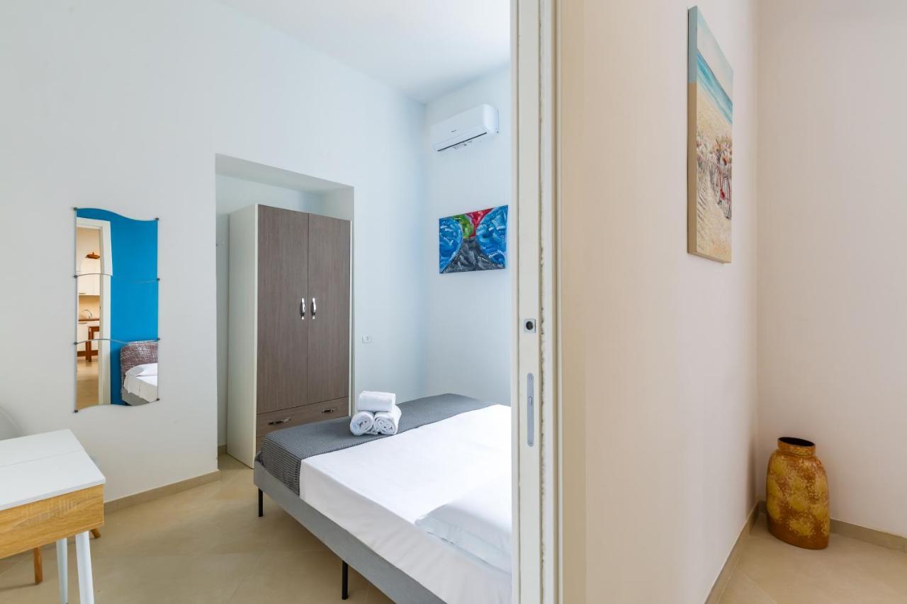 Orsola Comfort House By Napoliapartments エクステリア 写真